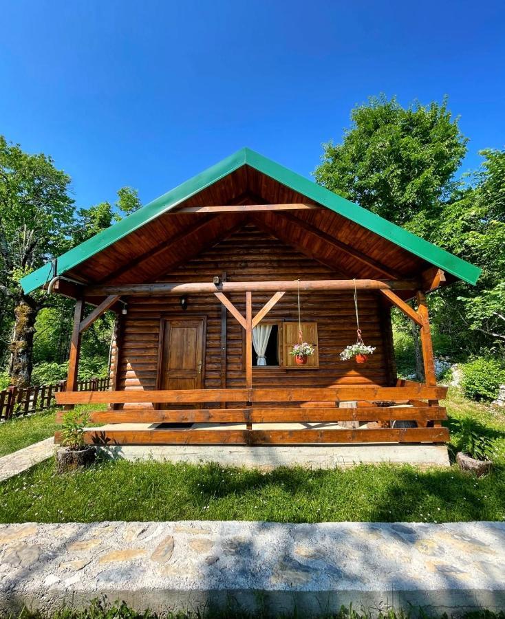 Cabin House Dubovik เซทินเจ ภายนอก รูปภาพ