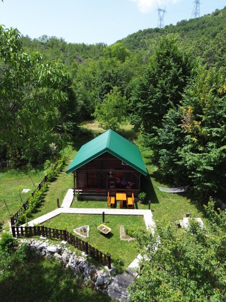 Cabin House Dubovik เซทินเจ ภายนอก รูปภาพ